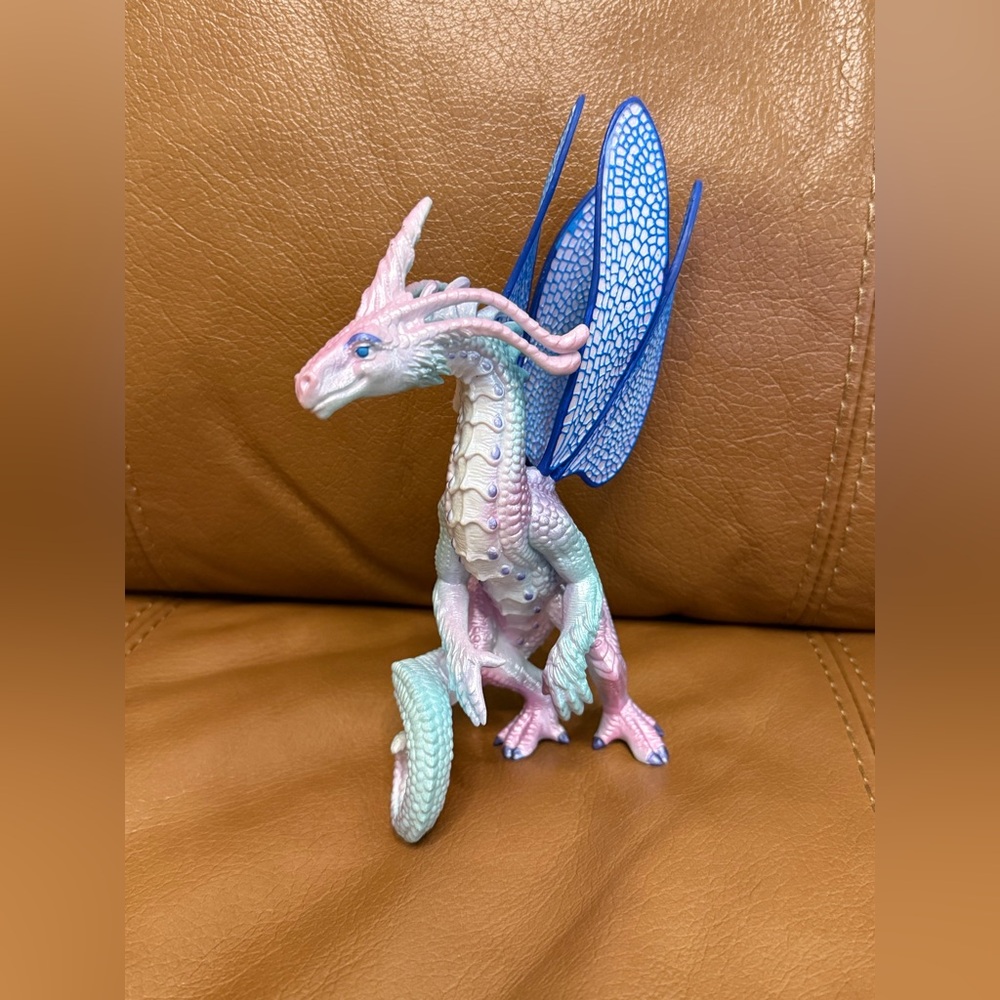 Safari LTD Fairy Dragon Figurine